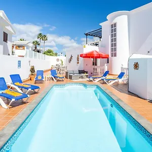 Casa Laura Villa