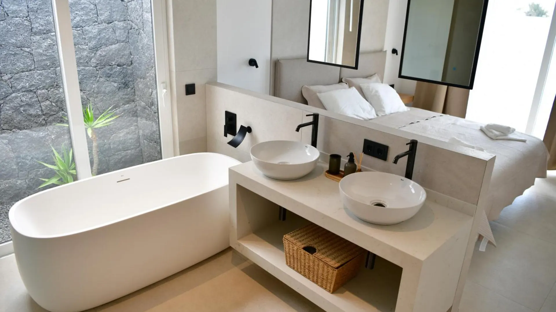 Villa Deluxy Mia Puerto del Carmen  0*, Puerto del Carmen (Lanzarote)